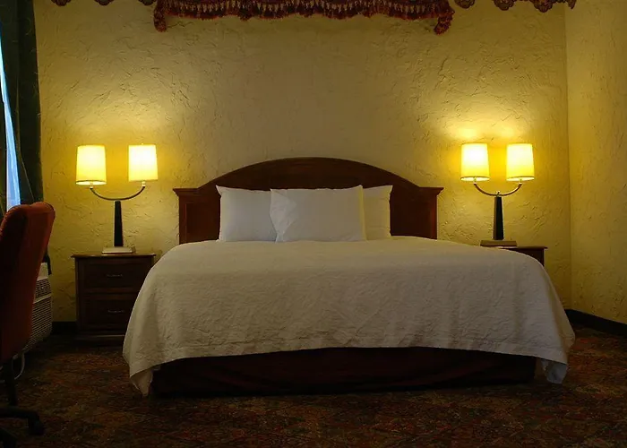 Hotel Landmark Urbana